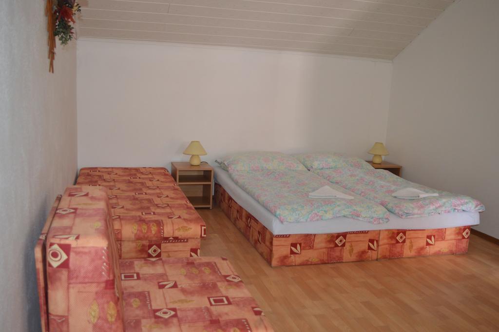 Hotel Penzion Adriana Rožňava Zimmer foto